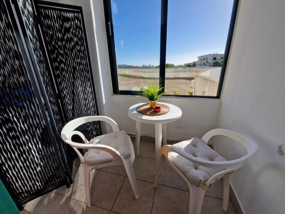 Appartamento Pleasant T1 With Open View In A Calm Area Alvor Esterno foto